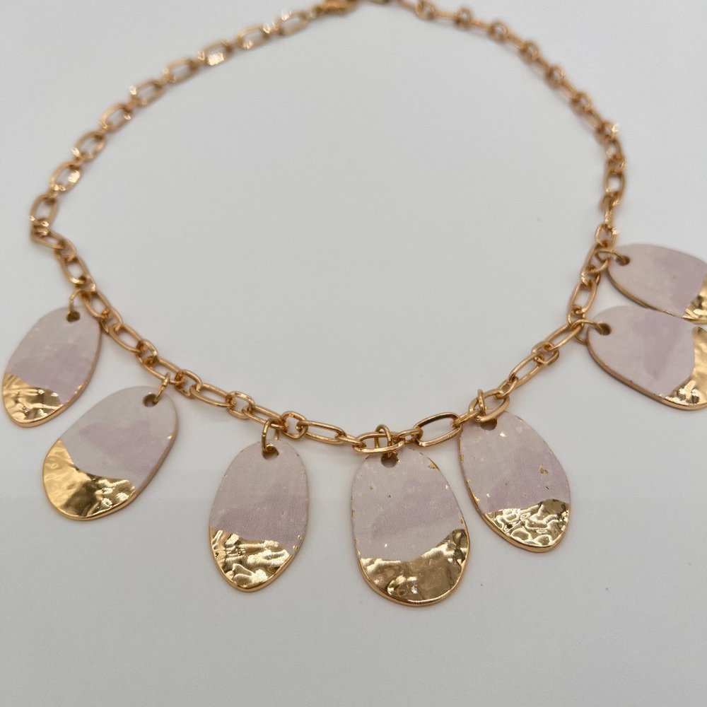 NWOT 🥀 18" White & Gold Teardrop Necklace w/ 4" Extender Women's Time And Tru - Picture 6 of 11
